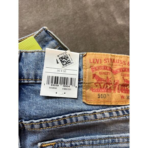 Levi's 510 Premium Skinny Stretch Distressed Blue Men 30x32 Denim Jeans NWT. New - Picture 3 of 5